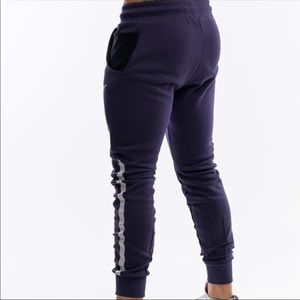 ECHT MEN JOGGERS SIZE MEDIUM